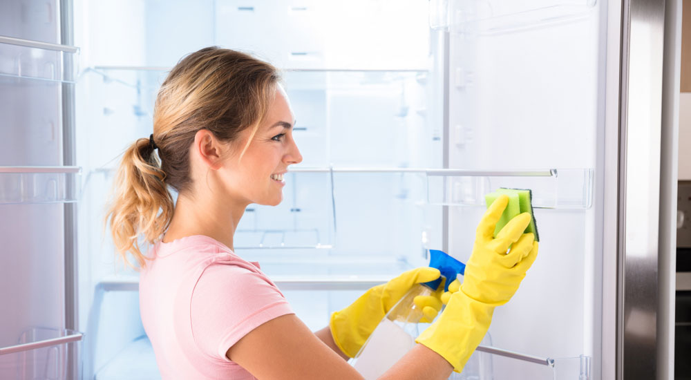 A Step-By-Step Guide To Deep Cleaning The Kitchen